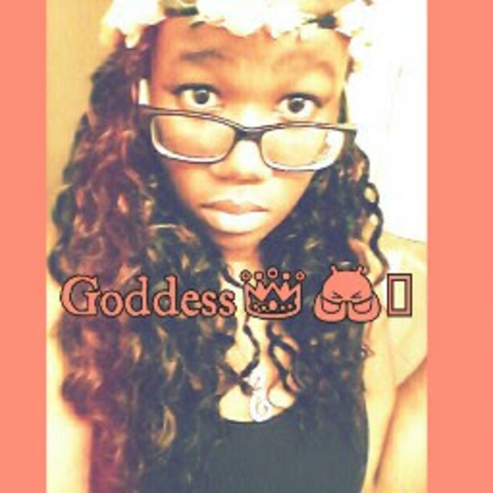 Meet your Posher, Liyah